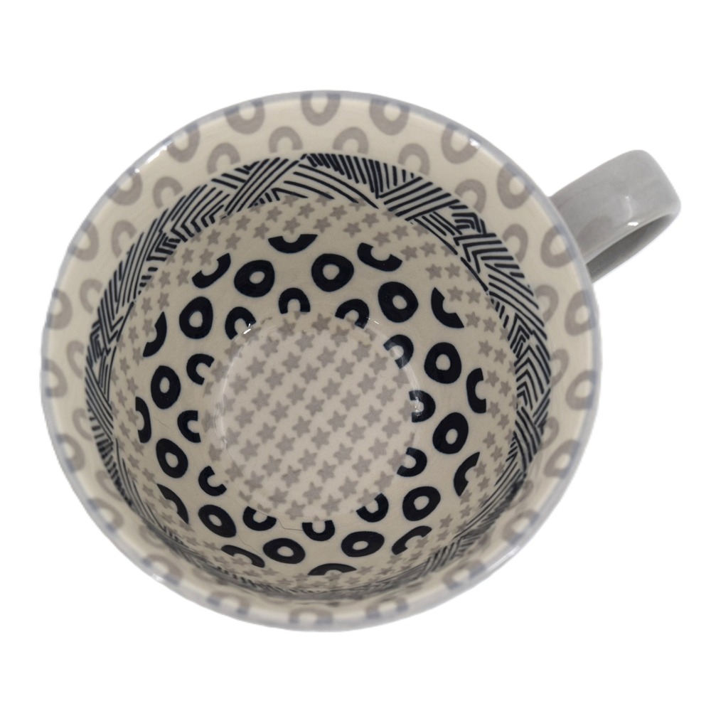 Signature Housewares Mugs Set of 2 Grey Textured Stoneware Red Navy Excellent - Picture 5 of 9
